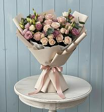 Букет цветов из:  Розы и Лизиантусы в село Овощи