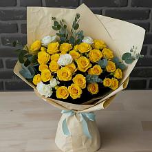 Букет цветов из:  Розы #REPLACE_PRED# село Овощи