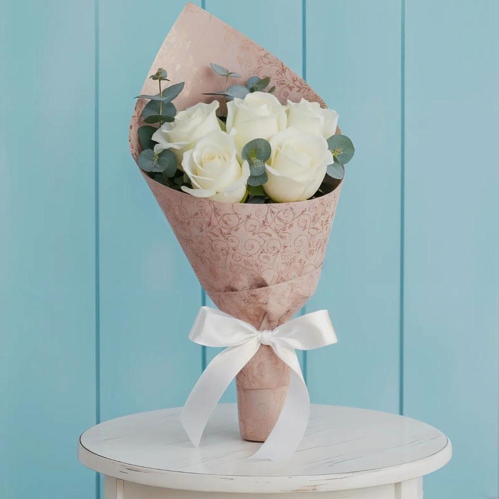 Букет цветов из: Розы в село Овощи