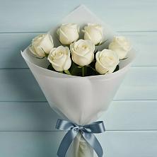 Букет 7 Белых роз Эдлесс Лав в село Овощи