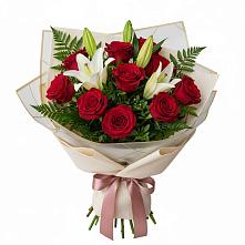 Букет цветов из:  Лилии и Розы #REPLACE_PRED# село Овощи