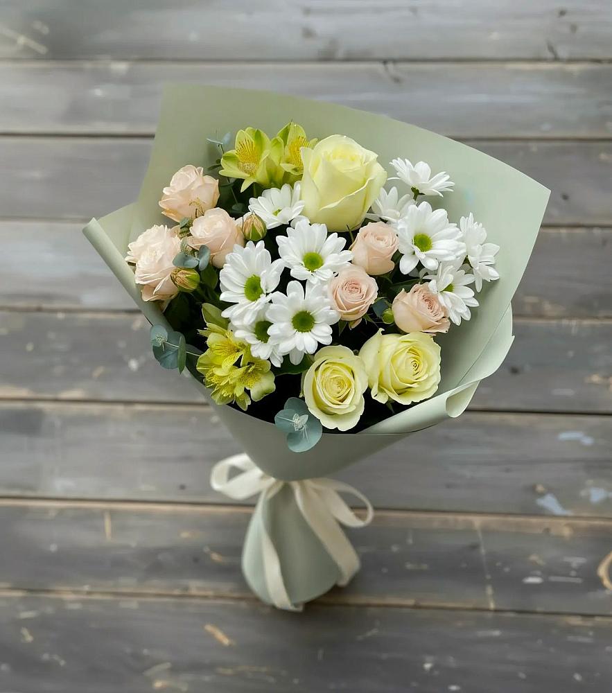 Букет цветов из: Альстромерии, Розы и Хризантемы в село Овощи