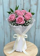 Букет цветов из:  Розы в село Овощи