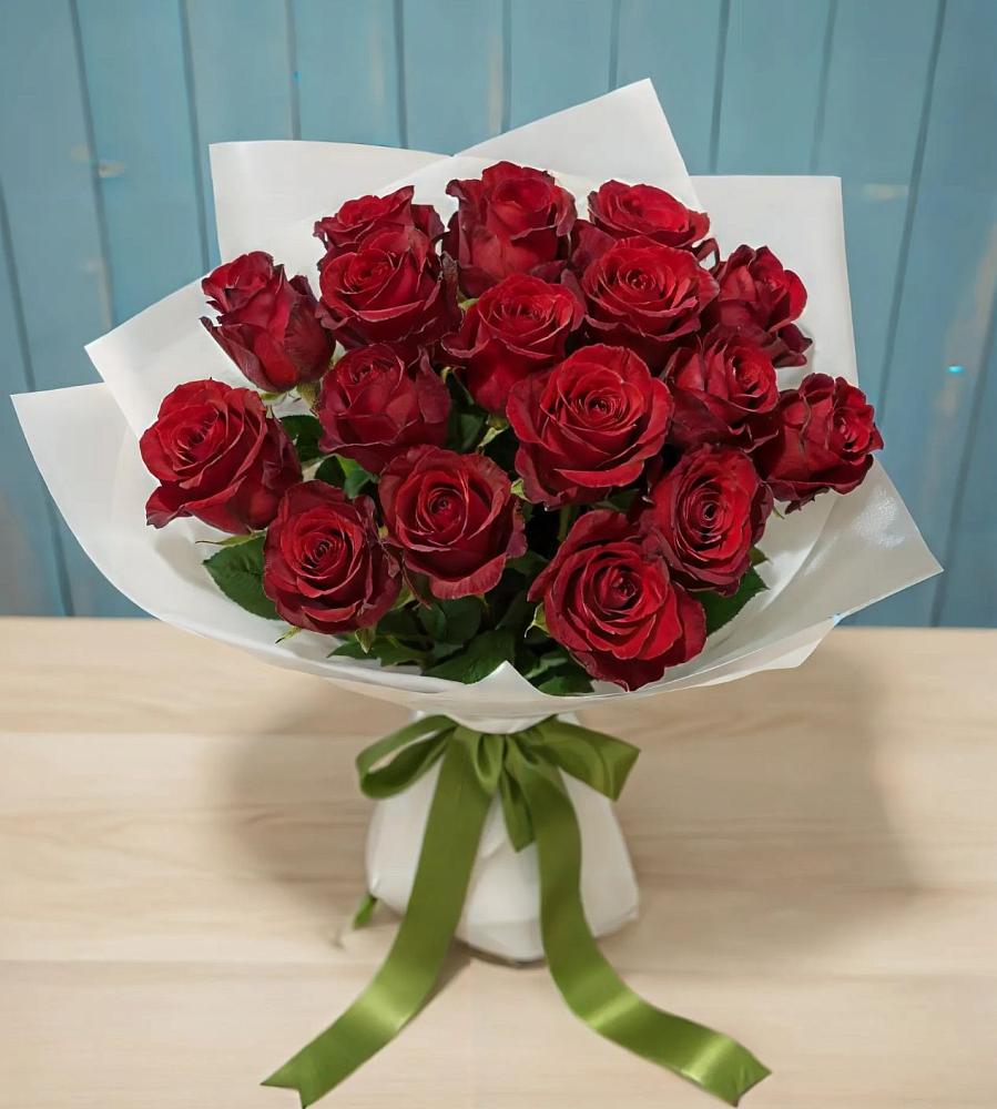 Букет Красные розы в село Овощи