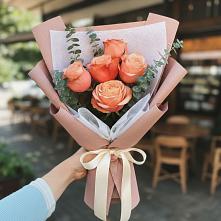 Букет цветов из:  Розы #REPLACE_PRED# село Овощи