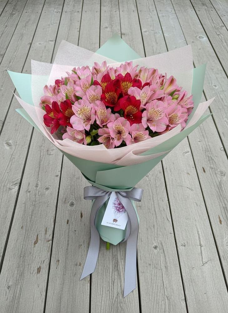 Букет цветов из: Альстромерии в село Овощи