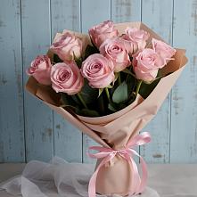 Букет цветов из:  Розы #REPLACE_PRED# село Овощи