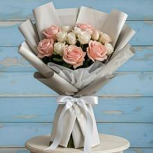 Букет цветов из:  Розы в село Овощи