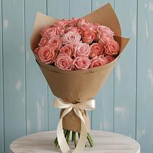 Букет цветов из:  Розы #REPLACE_PRED# село Овощи