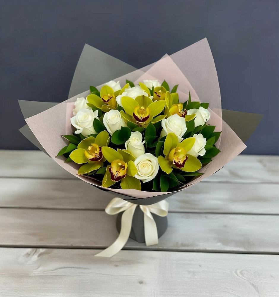 Букет цветов из: Орхидеи и Розы в село Овощи