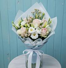 Букет цветов из:  Розы и Лизиантусы #REPLACE_PRED# село Овощи