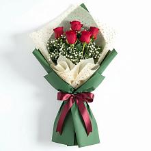 Букет цветов из:  Розы в село Овощи