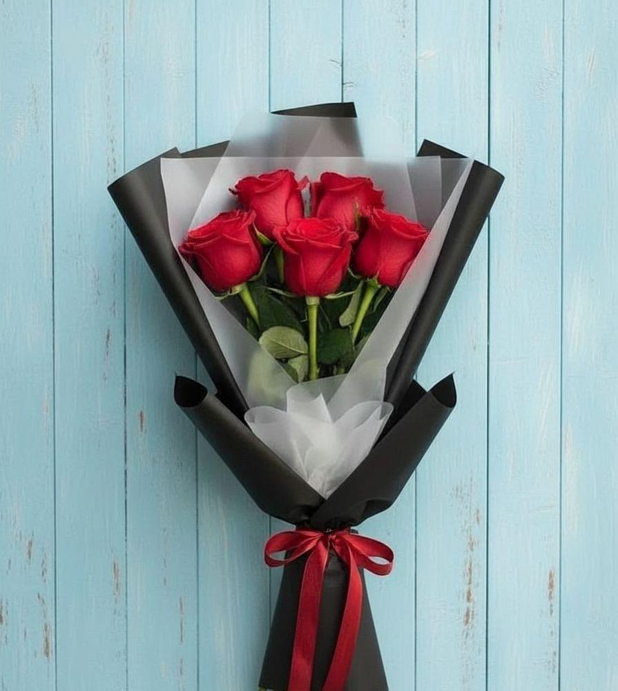 Букет цветов из: Розы в село Овощи