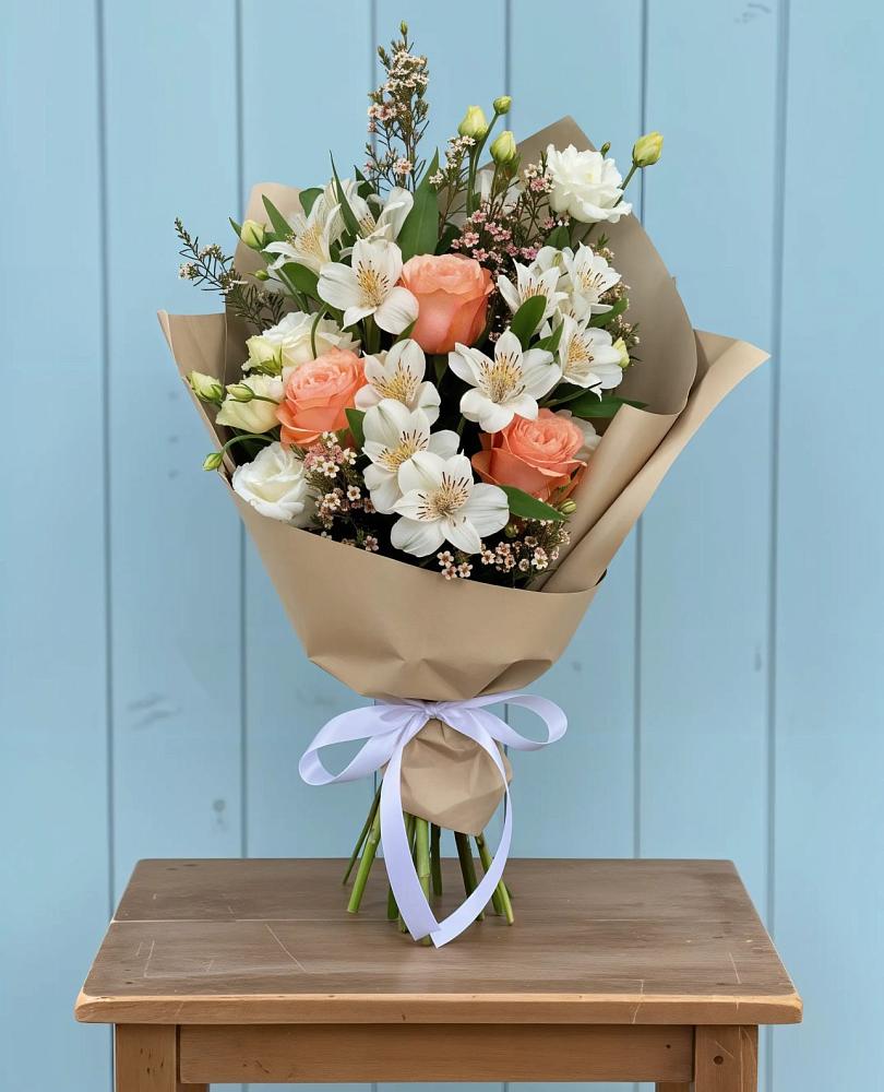 Букет цветов из: Альстромерии, Лизиантусы, Розы и Хризантемы в село Овощи
